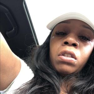 Meet your Posher, Maegan